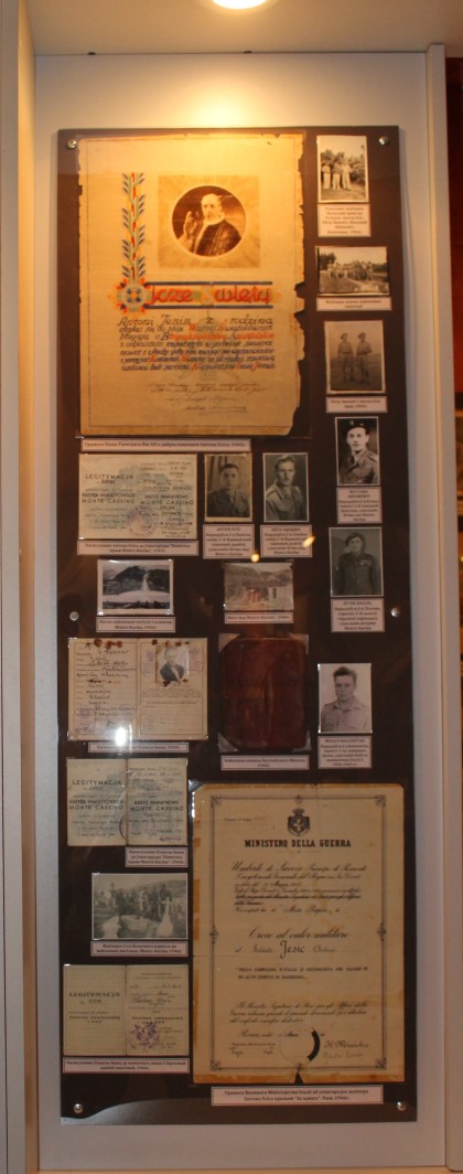 Фрагмент экспазіцыі Музея гісторыі Клеччыны, прысвечаны арміі Андэрса